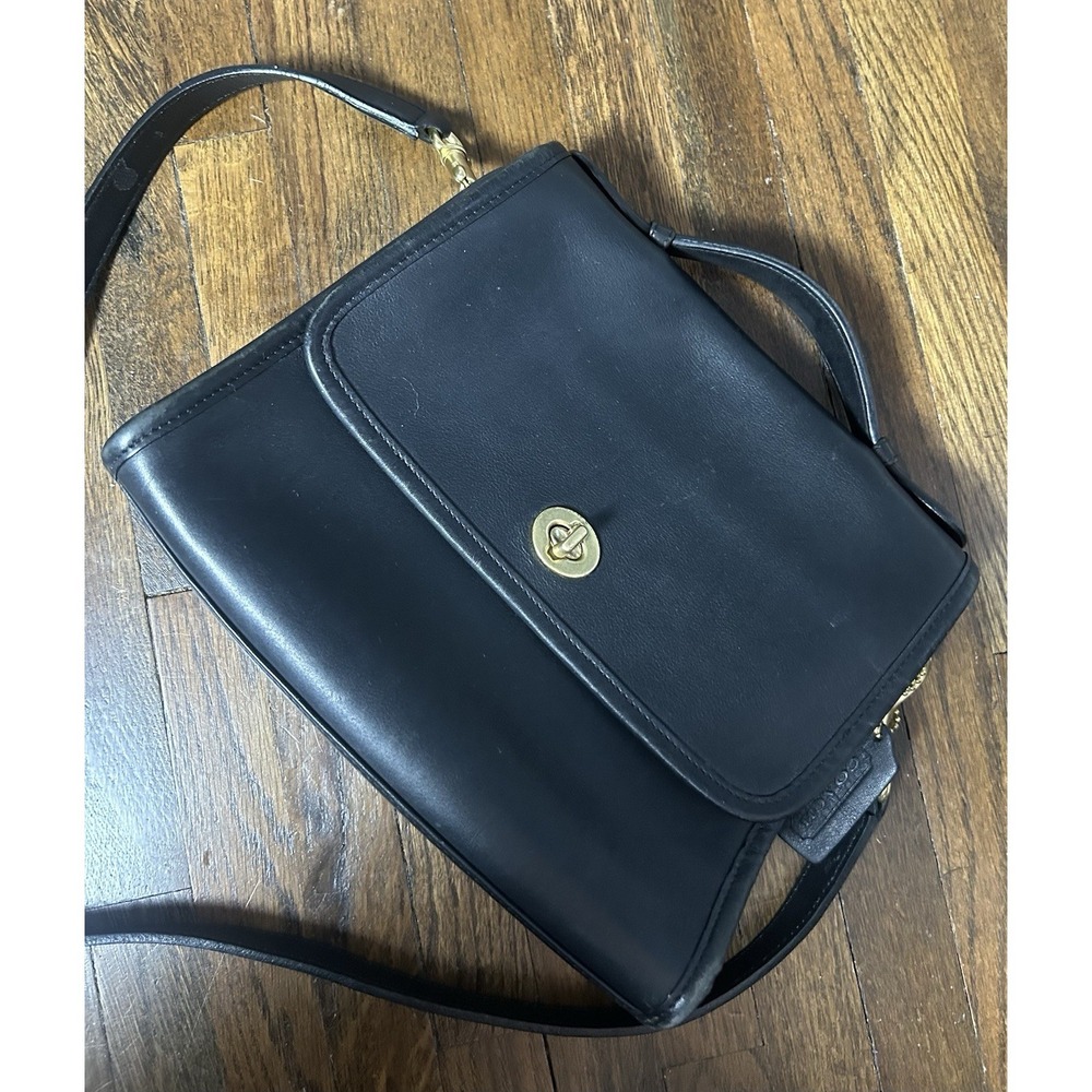 COACH 9870 Court Bag Vintage Black Glove Leather Crossbody Satchel Handbag 1990s - Picture 8 of 13